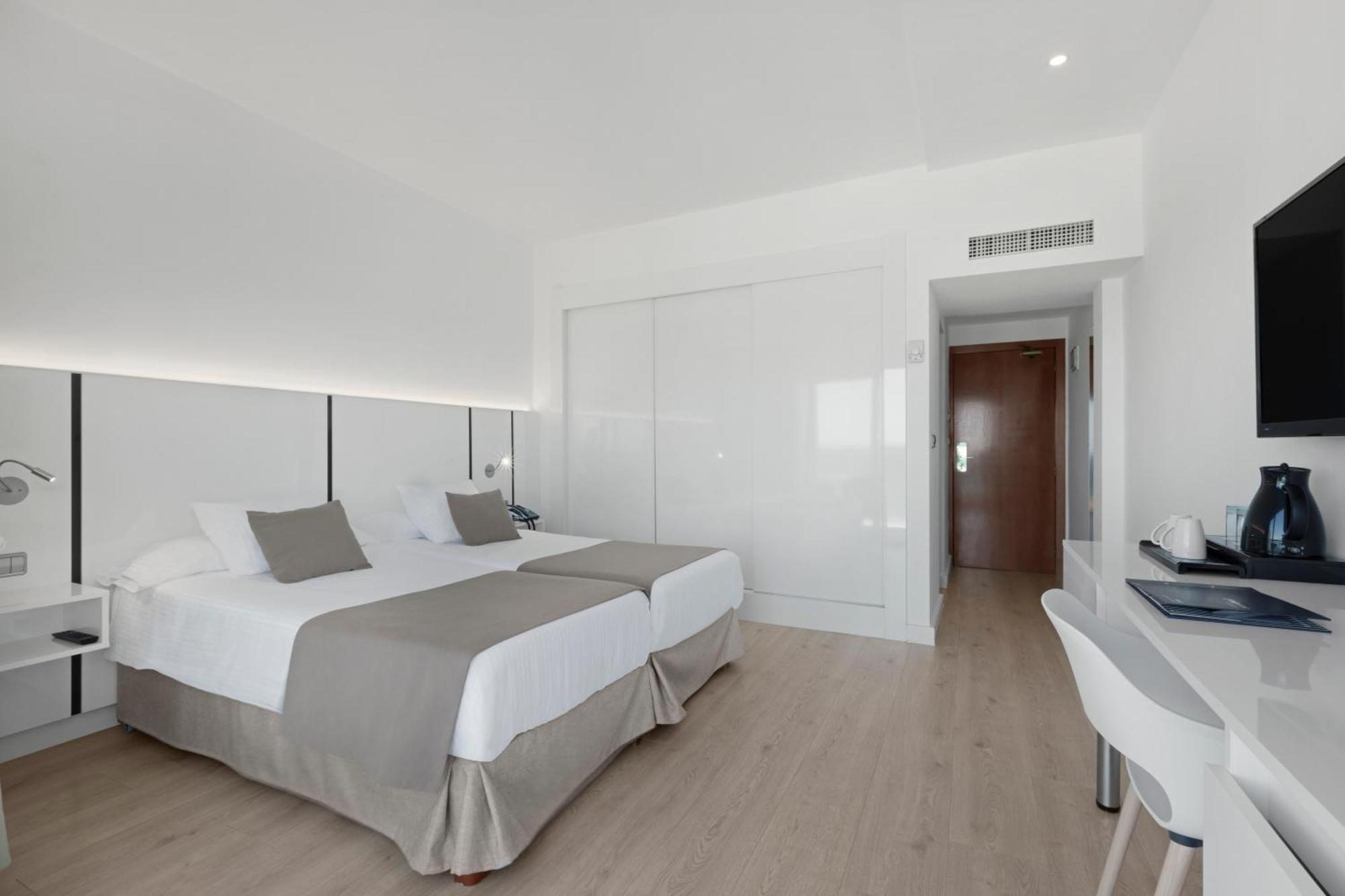 Chambre Lits Jumeaux Supérieure - Vue sur Mer